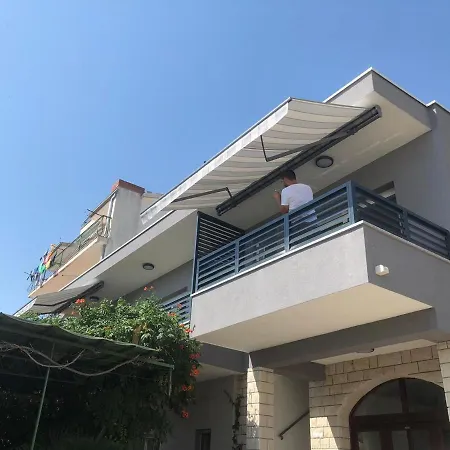 Dino Makarska